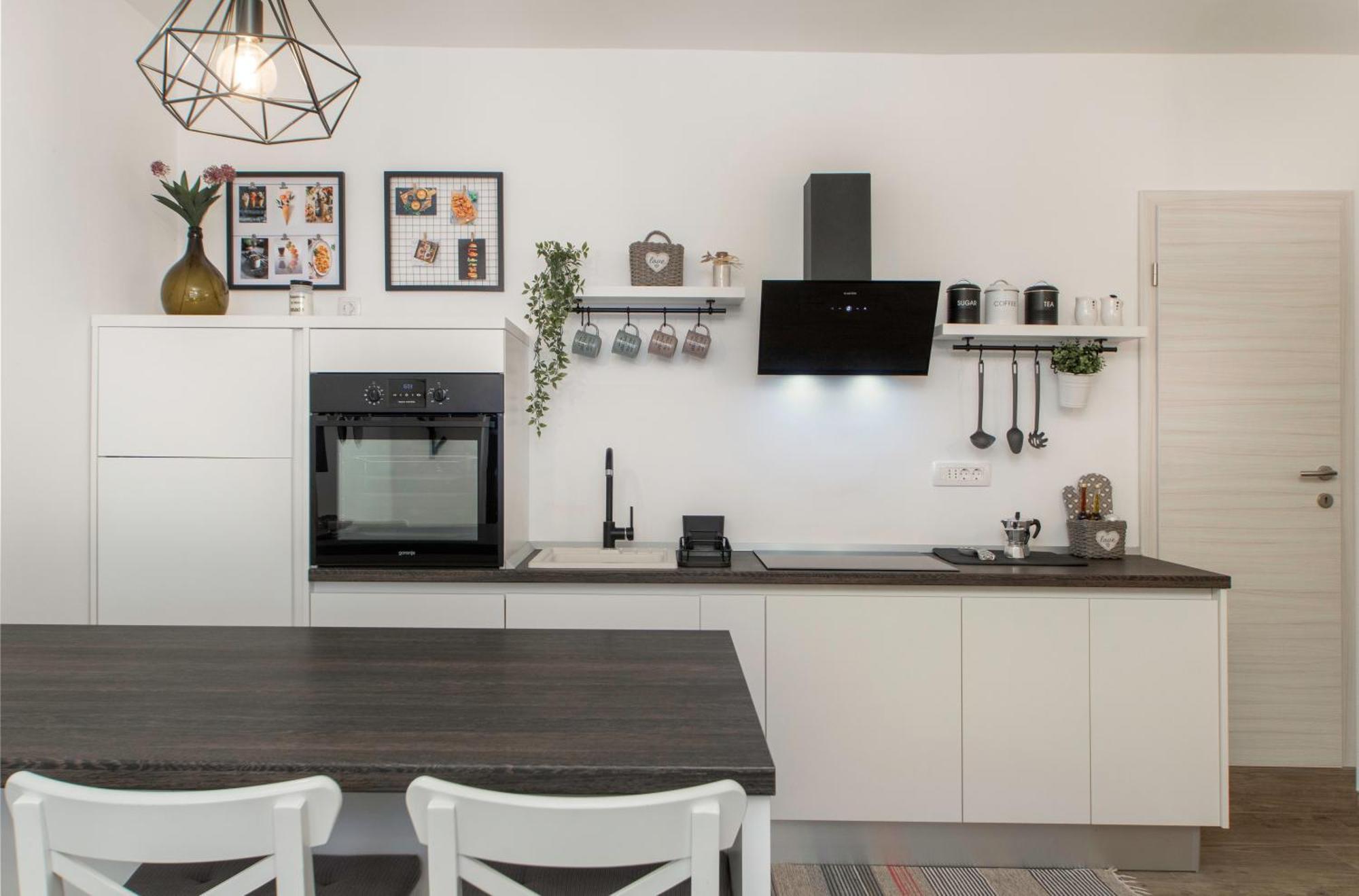 Apartment Vinotoc Izola Bagian luar foto